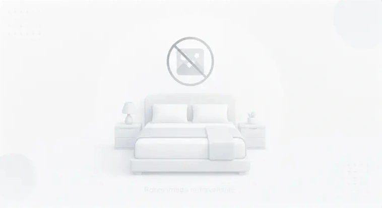 Room #4779709